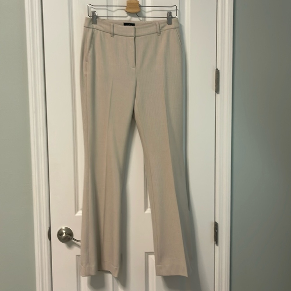 White House Black Market Ladies SZ 2 Tan Bootleg Dress Slacks NWOT